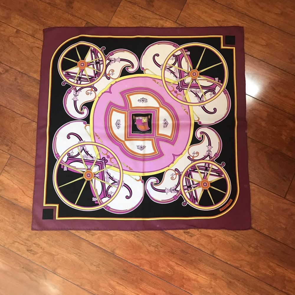 Hermès scarf